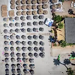 Κάμπινγκ Social *